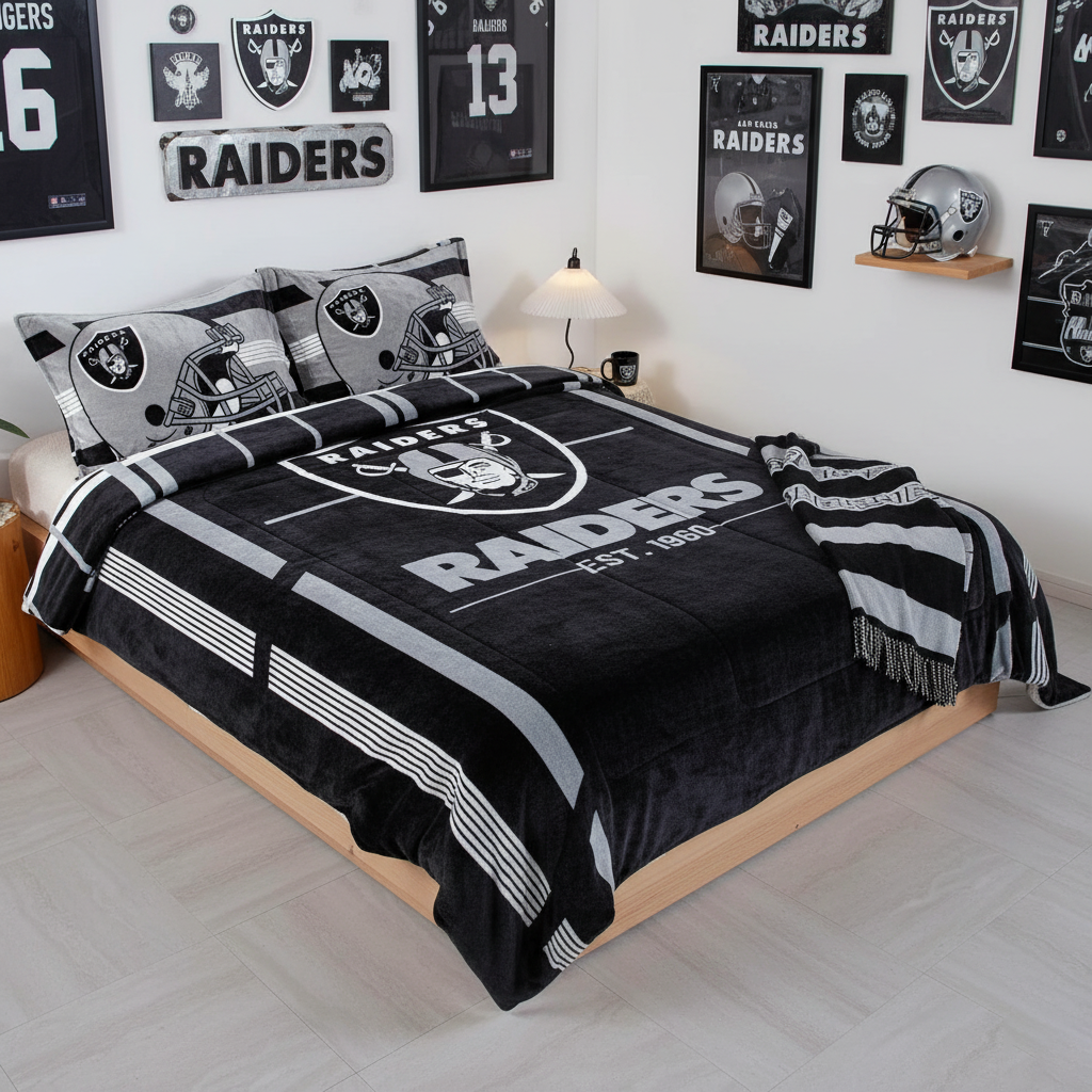 NFL Las Vegas Raiders Queen Size Cloud Comforter 3 pc set