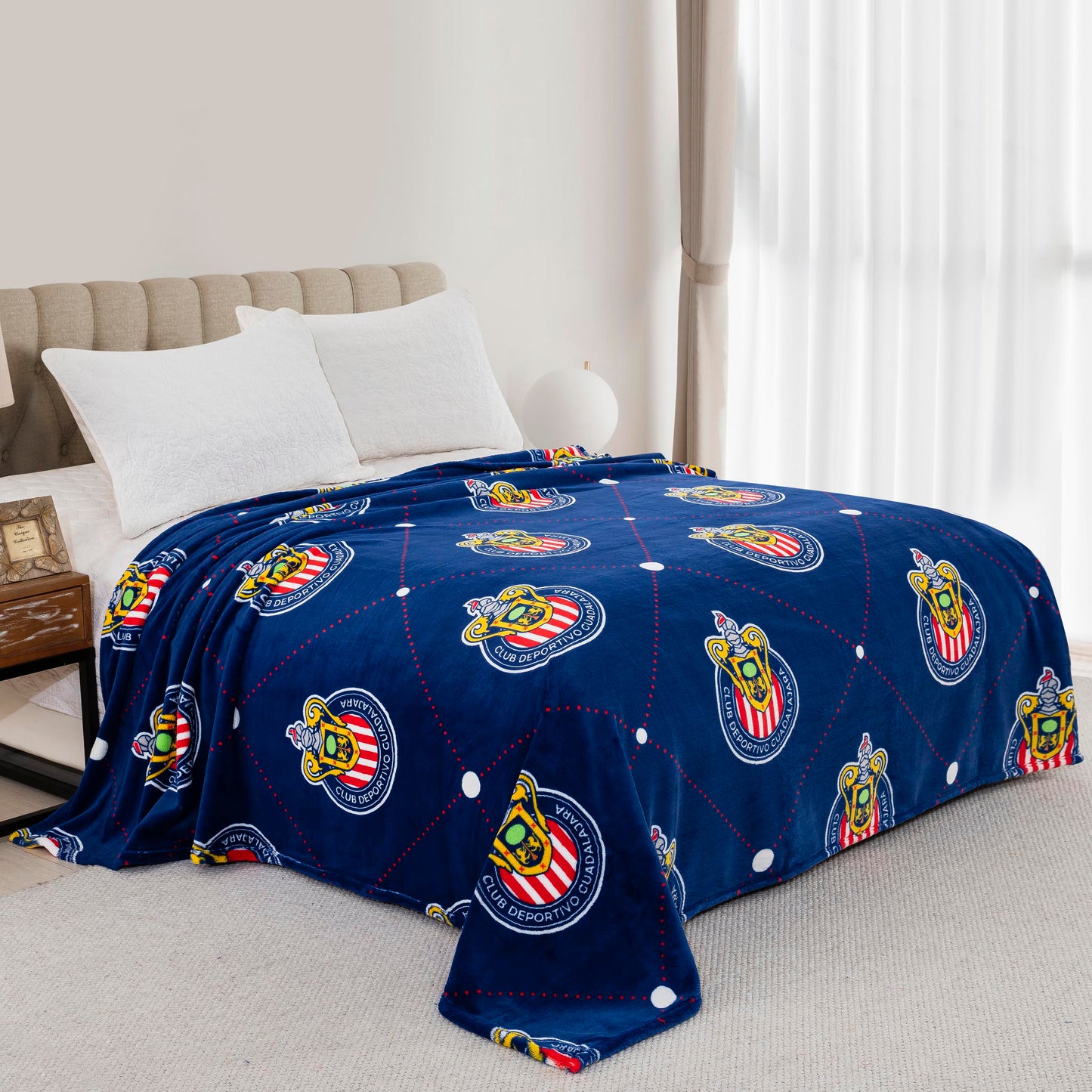 Soccer Chivas King Size Fluffy Fleece Blanket ( Super Plush )