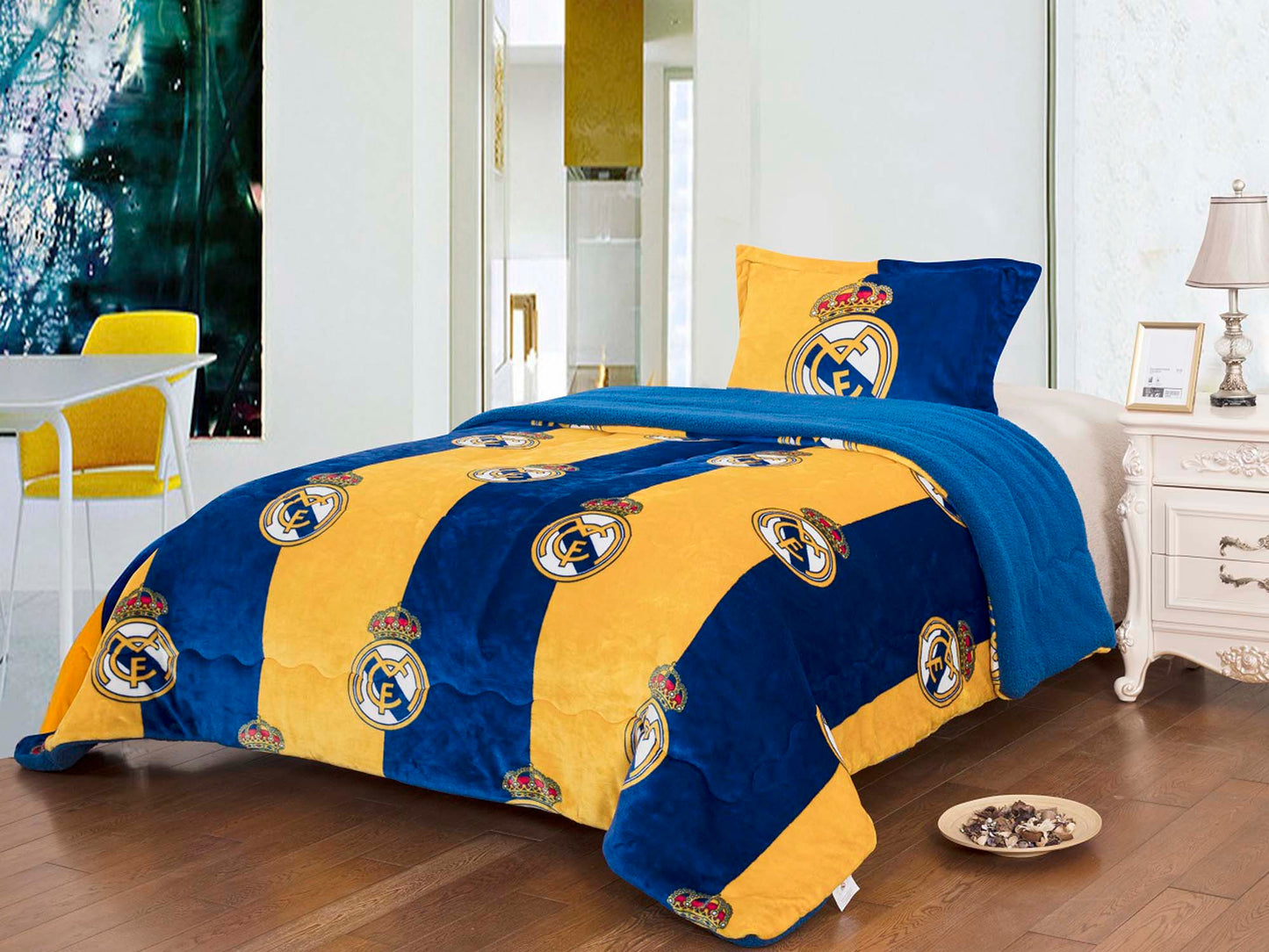 Soccer 3pc Sherpa Twin SIze (Borrego) Lined Blanket Set, Real Madrid