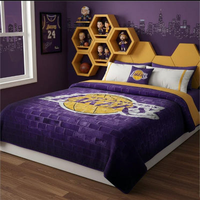 Plush Blanket | Premium Ultra-Soft Throws & Home Linens | Fan Trendz logo