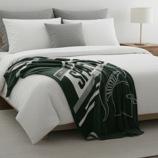 NCAA Michigan State Spartans 50x60" Plush Throw Blanket - Fan Trendz