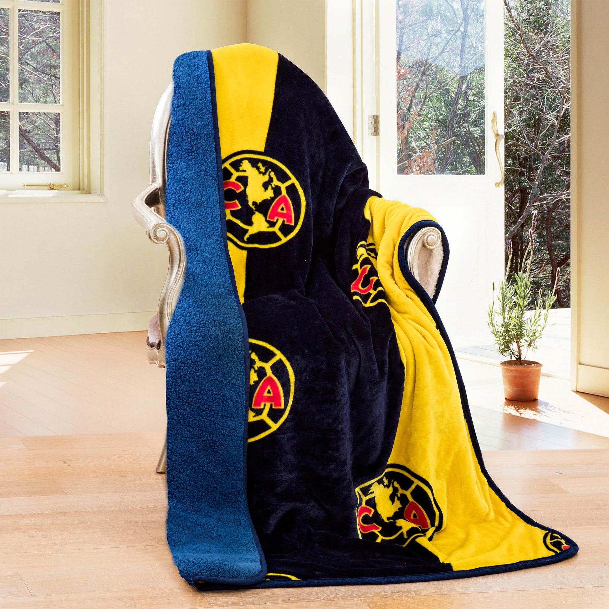 Soccre Club America, Silk Touch Sherpa (Borrego) Lined Throw Blanket - Officially Licensed My Store Fan Gear - Apparel category - Fan Trendz