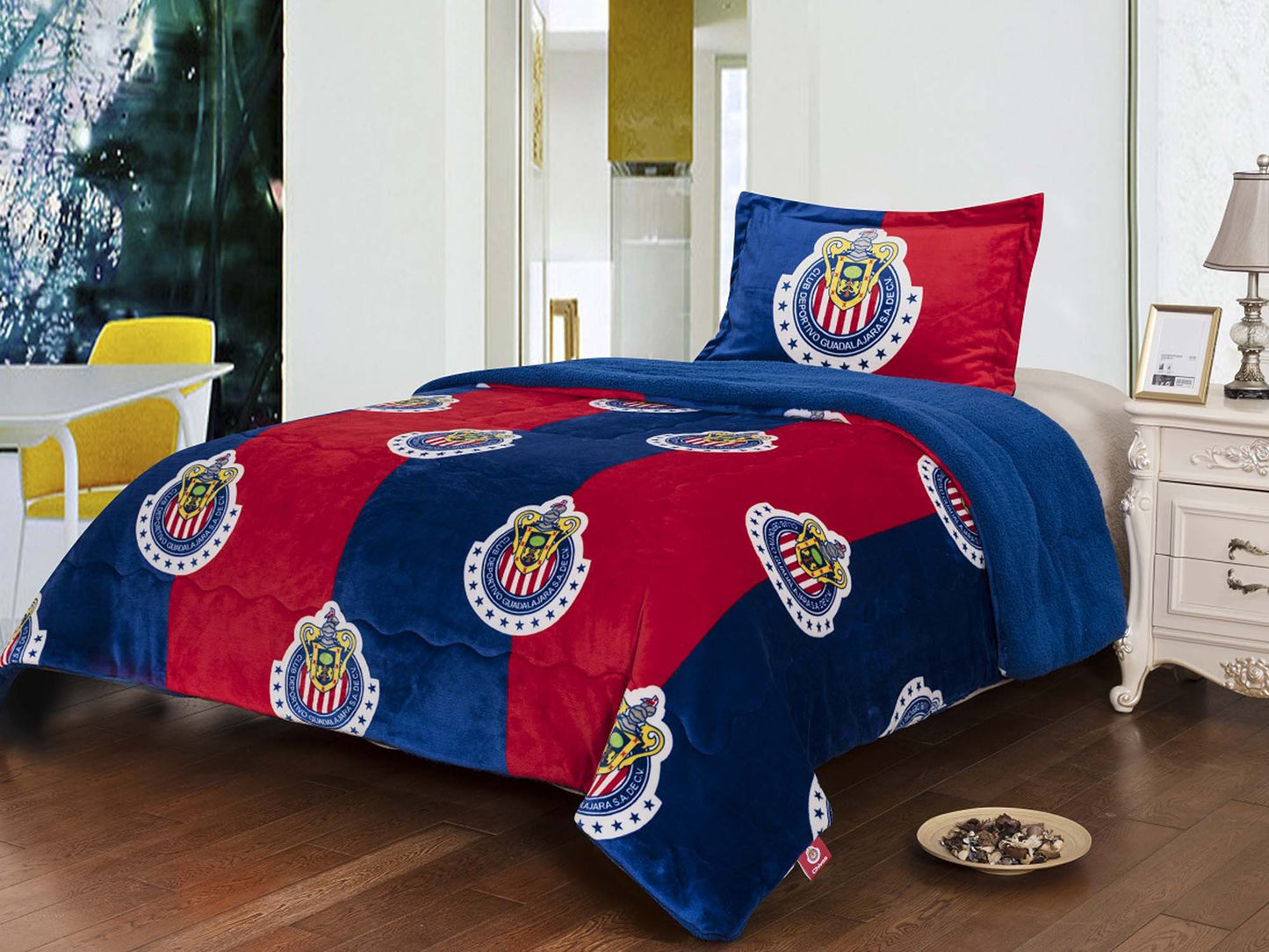Soccer Chivas Twin Size 3pc Sherpa (Borrego) Set - Officially Licensed My Store Fan Gear - Apparel category - Fan Trendz